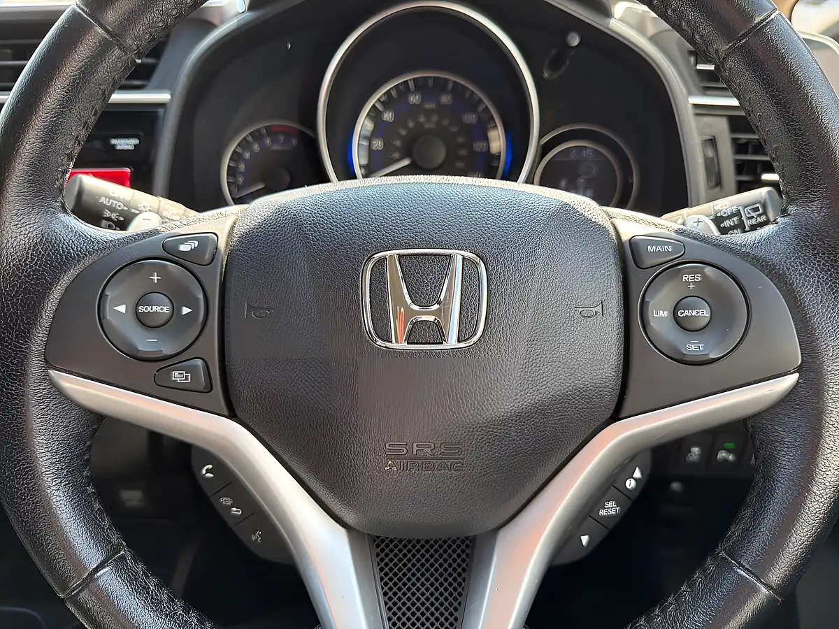 Used 2017 Honda Jazz Ex Orange - Interior and Exterior details 17