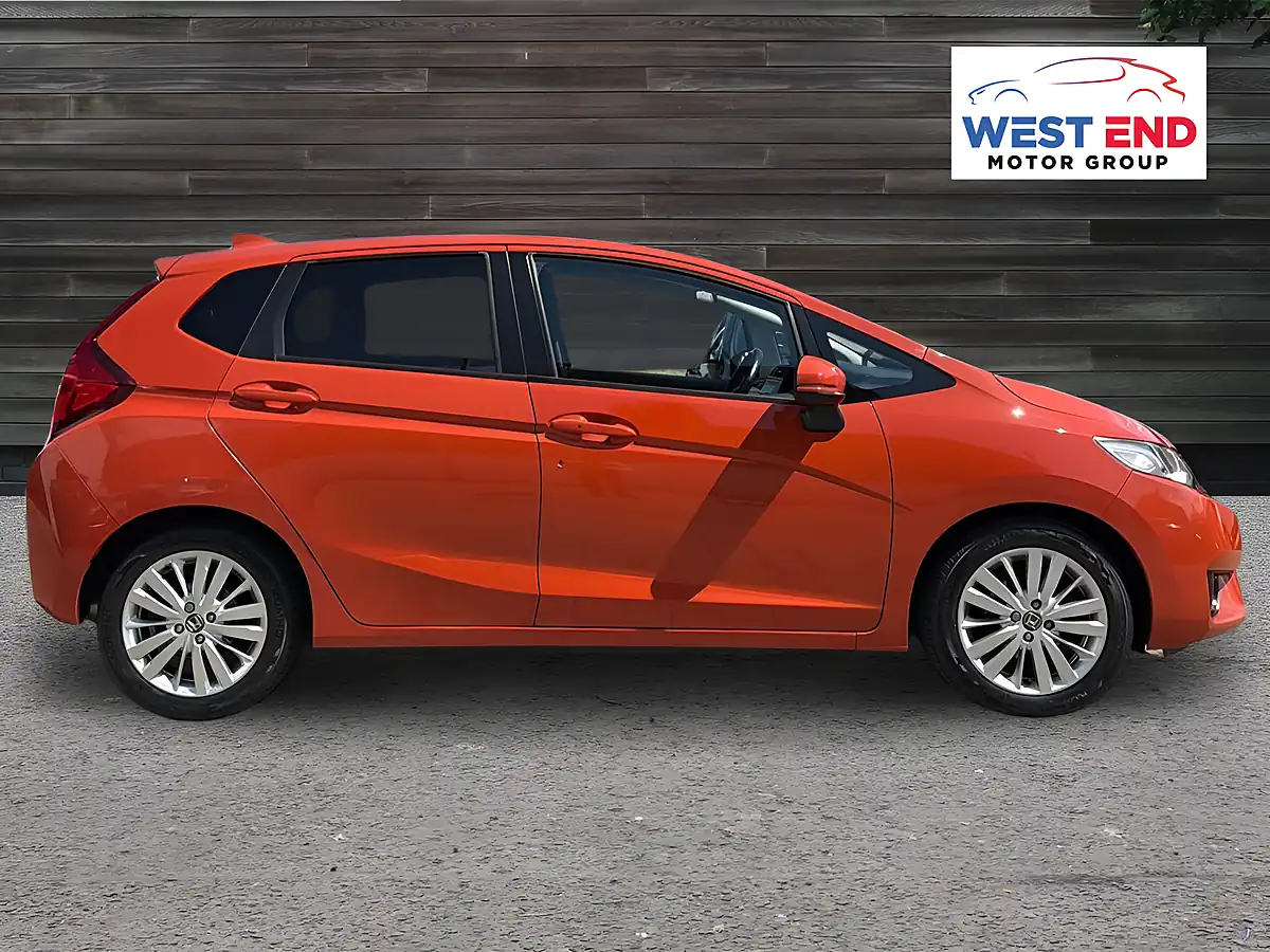 Used 2017 Honda Jazz Ex Orange - Interior and Exterior details 2