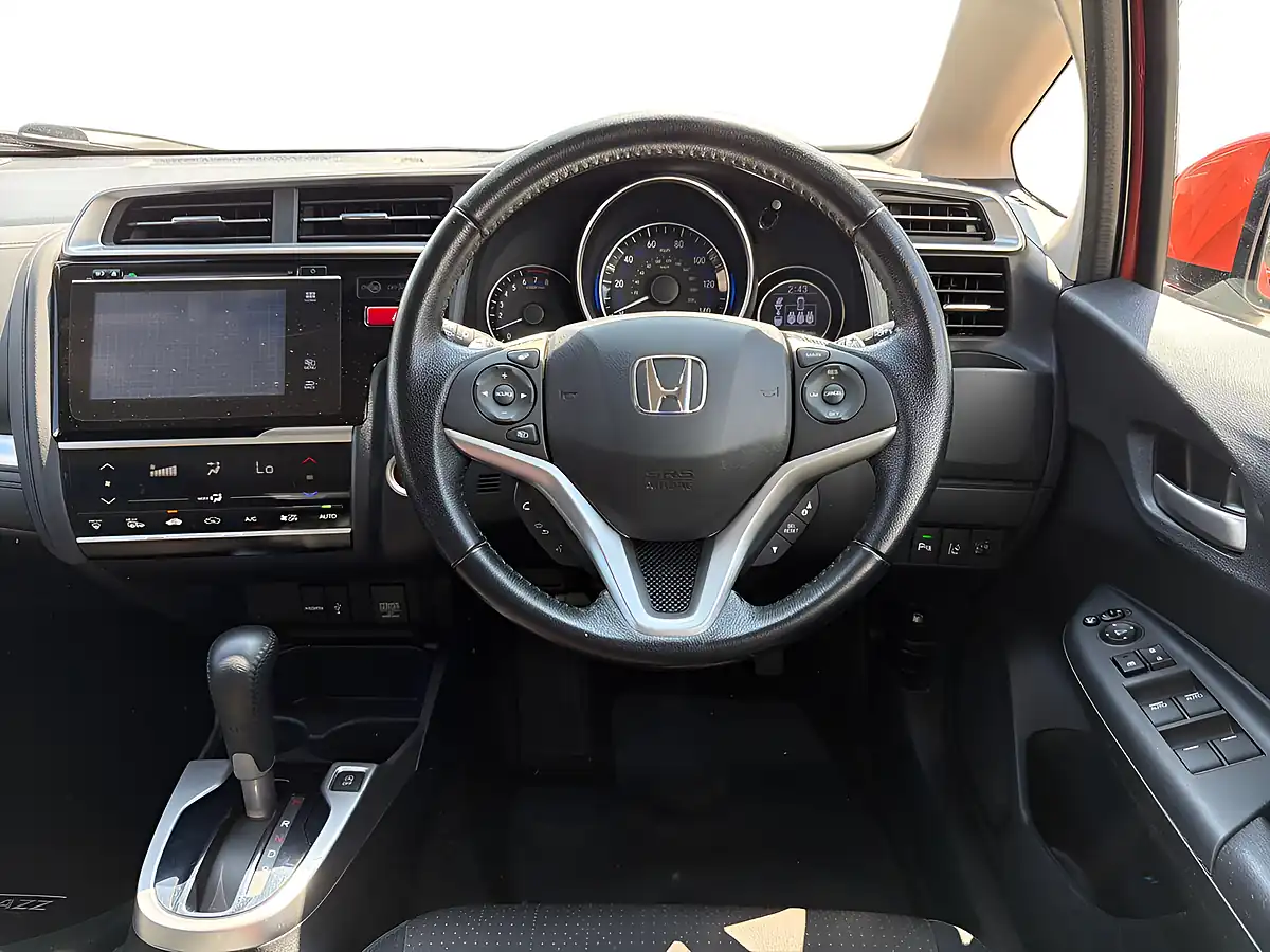 Used 2017 Honda Jazz Ex Orange - Interior and Exterior details 8