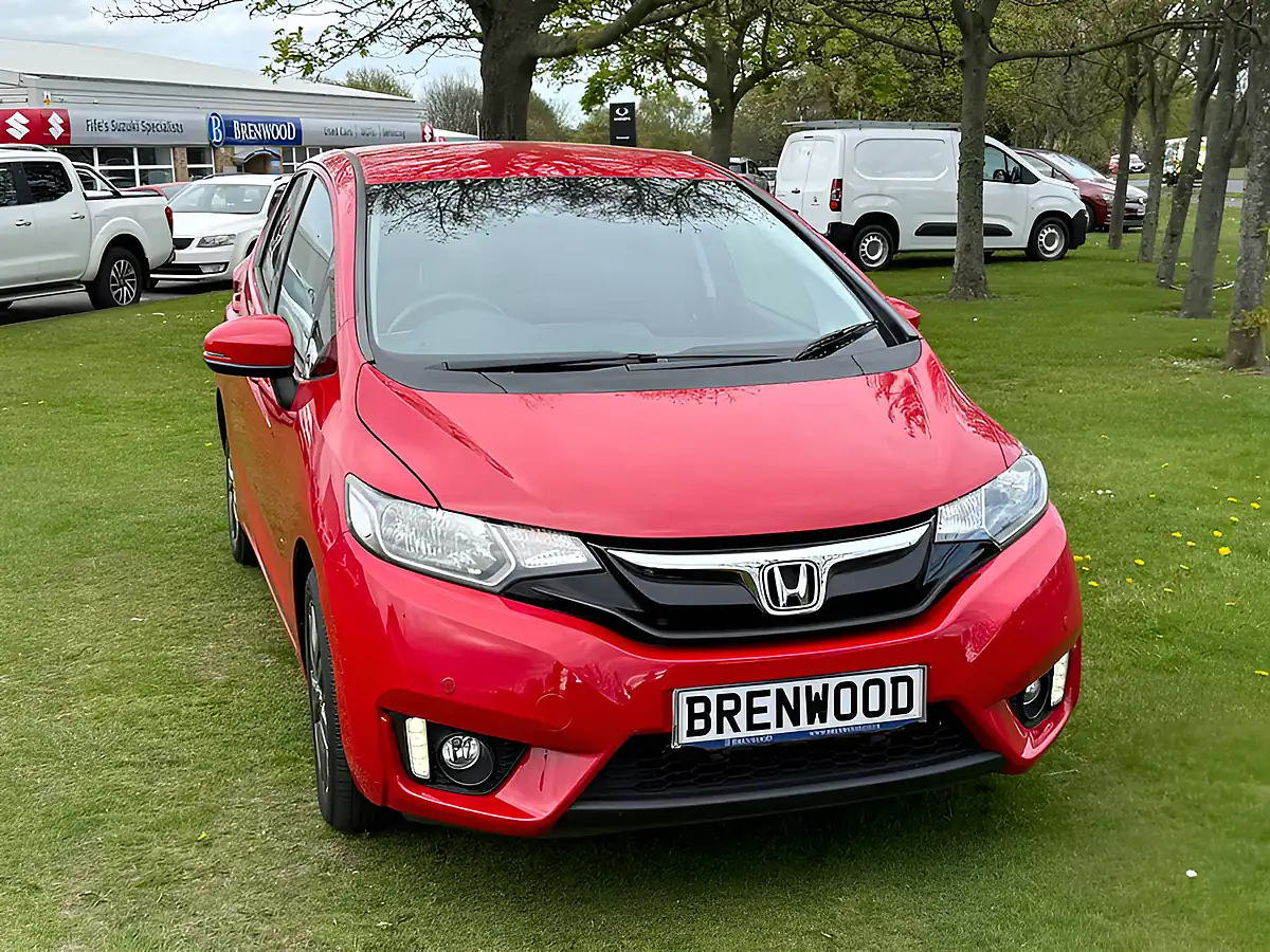 Used 2017 Honda Jazz Ex Red - Interior and Exterior details 2
