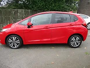 Used 2017 Honda Jazz Ex Red - Interior and Exterior details 8
