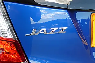 Used 2017 Honda Jazz Se Blue - Interior and Exterior details 15
