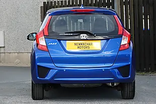 Used 2017 Honda Jazz Se Blue - Interior and Exterior details 3