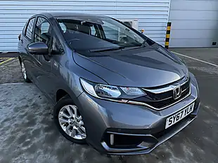 Used 2017 Honda Jazz Se Grey - Interior and Exterior details 2