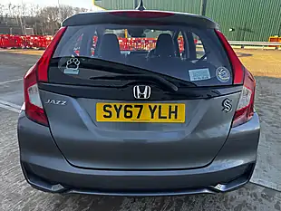 Used 2017 Honda Jazz Se Grey - Interior and Exterior details 6