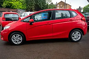 Used 2017 Honda Jazz Se Milano Red - Interior and Exterior details 4