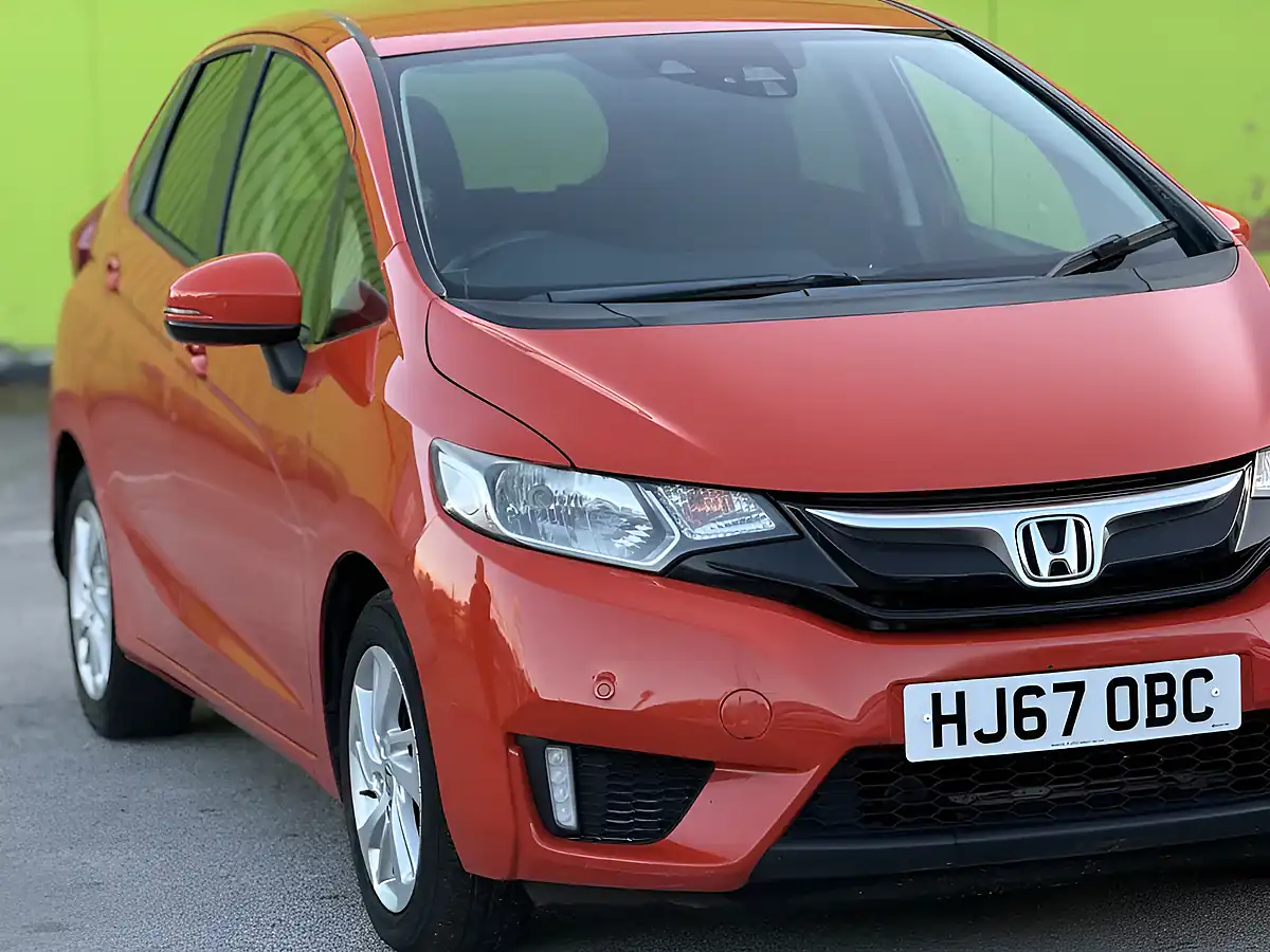 Used 2017 Honda Jazz Se Navi Orange - Interior and Exterior details 3