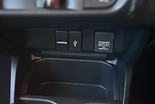 Used 2017 Honda Jazz Se Red - Interior and Exterior details 14