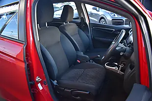 Used 2017 Honda Jazz Se Red - Interior and Exterior details 7