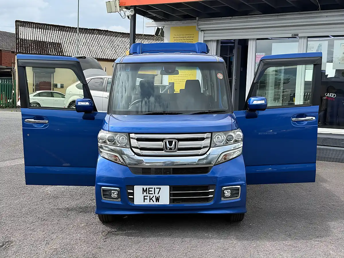 Used 2017 Honda N-Box G Special Edition Ss Package Blue - Interior and Exterior details 12