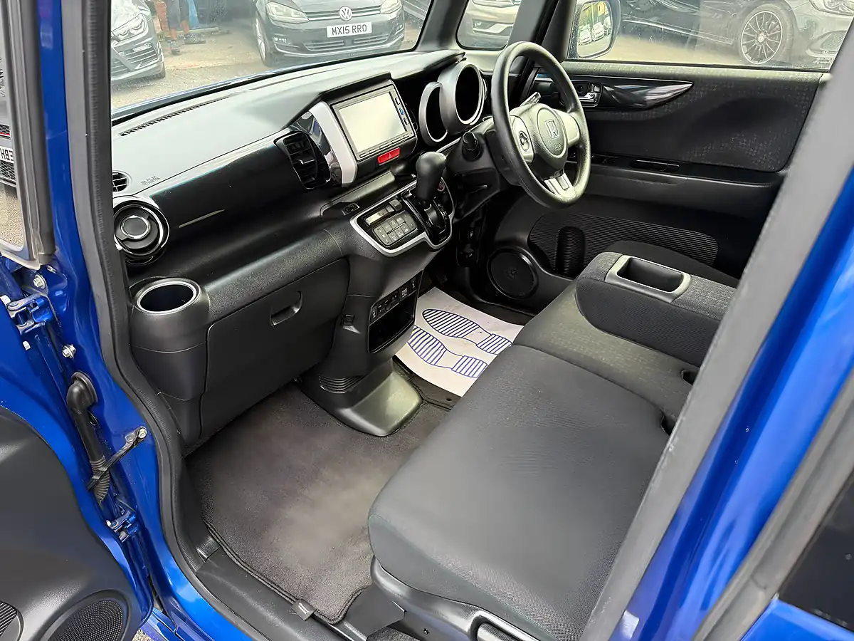Used 2017 Honda N-Box G Special Edition Ss Package Blue - Interior and Exterior details 13