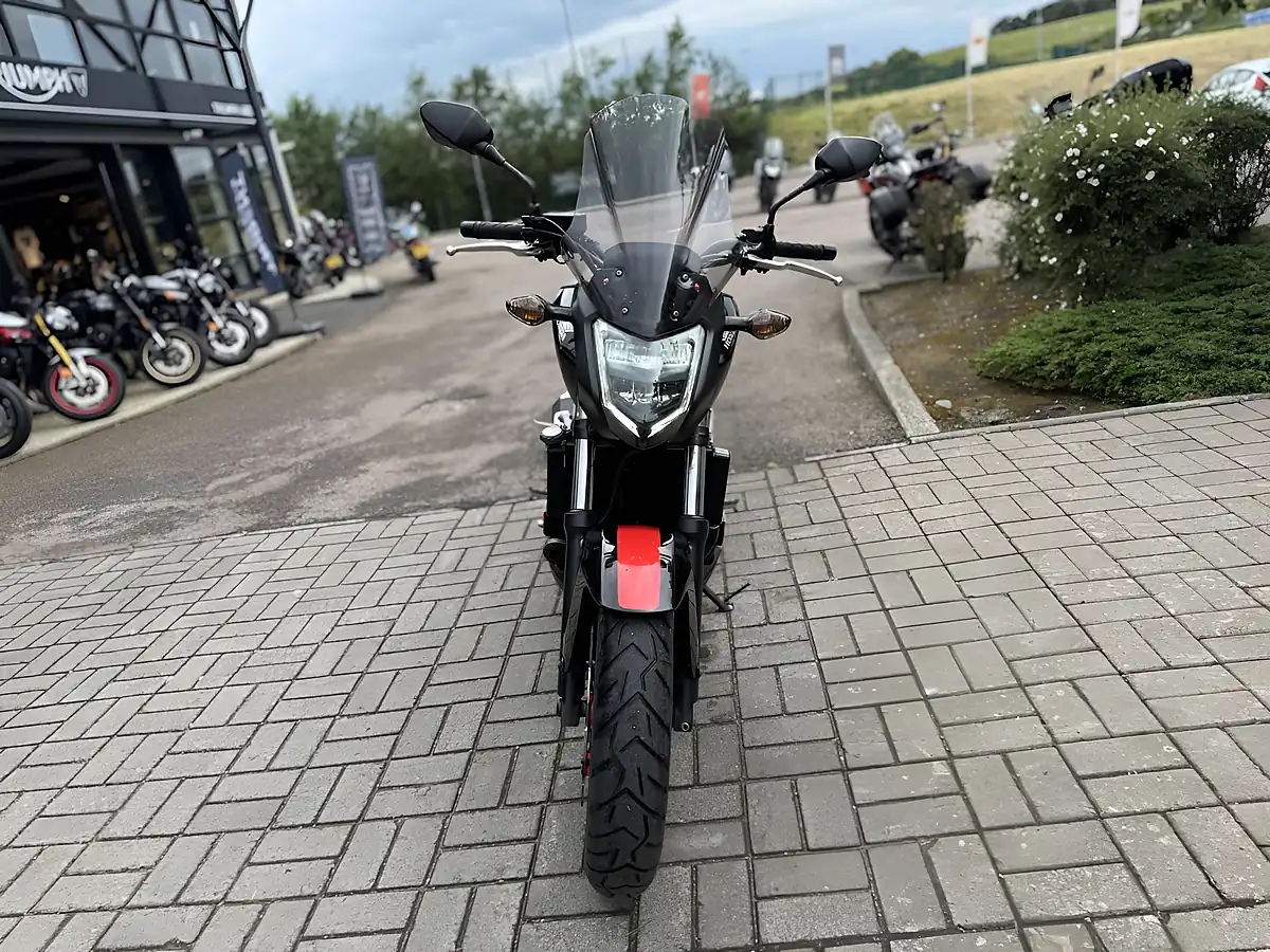 Used 2017 Honda NC750SAH Black - Interior and Exterior details 4