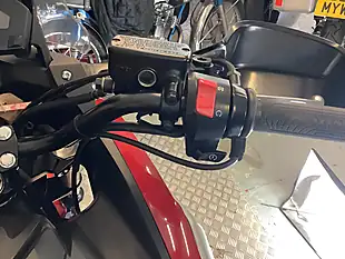 Used 2017 Honda NC750X Red - Interior and Exterior details 11
