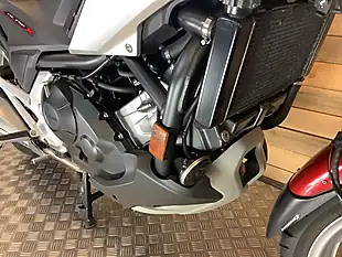Used 2017 Honda NC750X Red - Interior and Exterior details 12