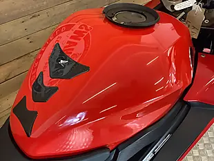 Used 2017 Honda Vfr F Red - Interior and Exterior details 11