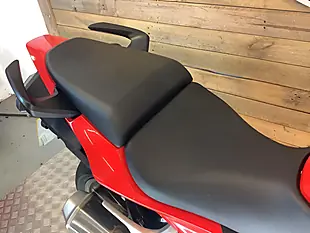 Used 2017 Honda Vfr F Red - Interior and Exterior details 14