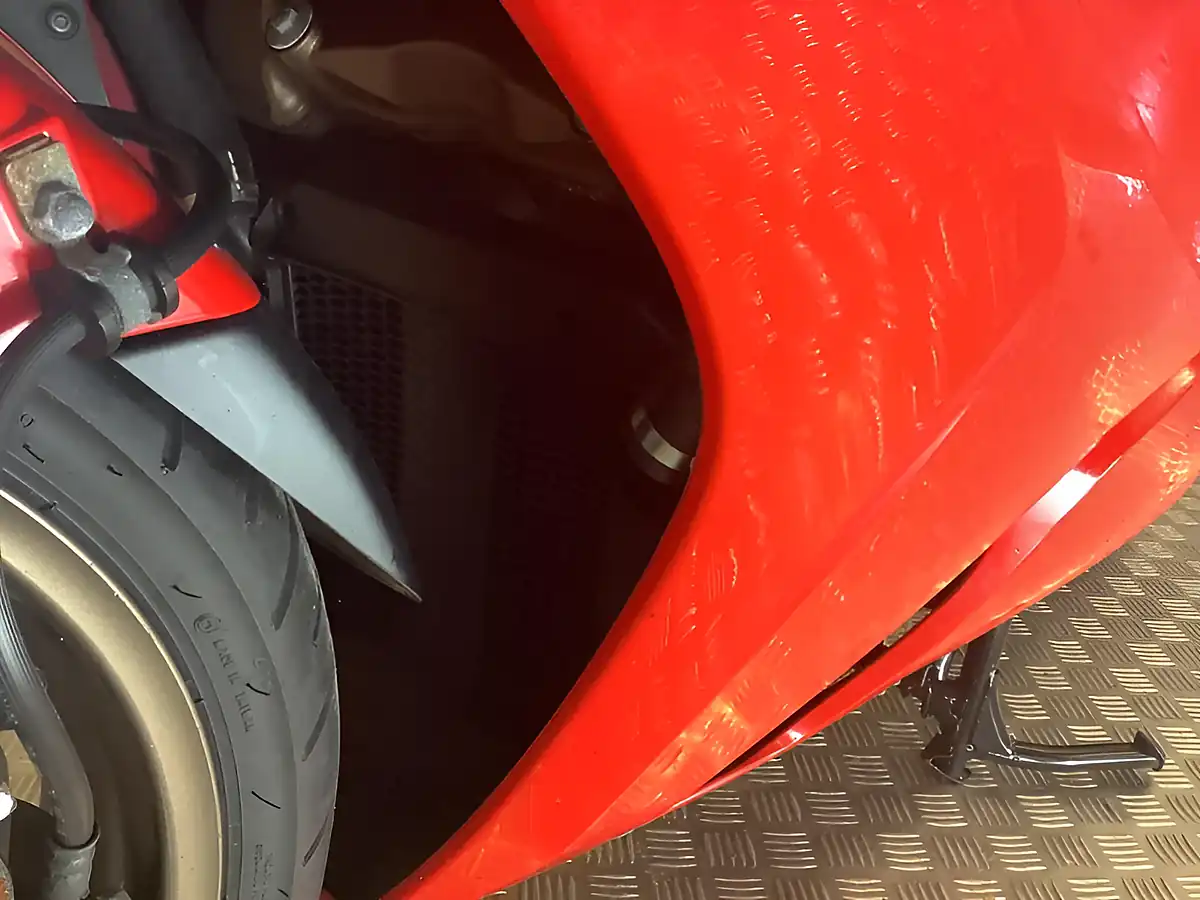 Used 2017 Honda Vfr F Red - Interior and Exterior details 17