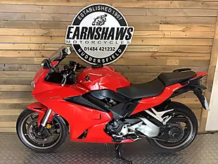Used 2017 Honda Vfr F Red - Interior and Exterior details 2