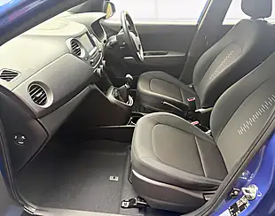 Used 2017 Hyundai i10 Go! Se Blue - Interior and Exterior details 13