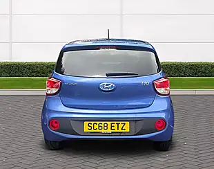 Used 2017 Hyundai i10 Go! Se Blue - Interior and Exterior details 4