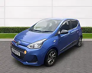 Used 2017 Hyundai i10 Go! Se Blue - Interior and Exterior details 8