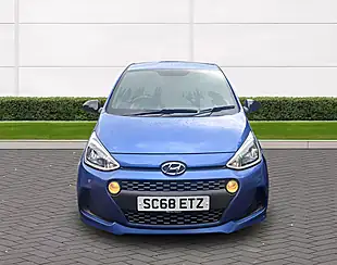 Used 2017 Hyundai i10 Go! Se Blue - Interior and Exterior details 9
