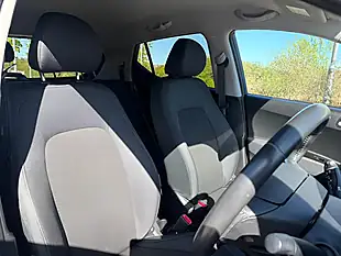 Used 2017 Hyundai I10 Premium Blue - Interior and Exterior details 11