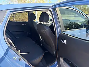 Used 2017 Hyundai I10 Premium Blue - Interior and Exterior details 17