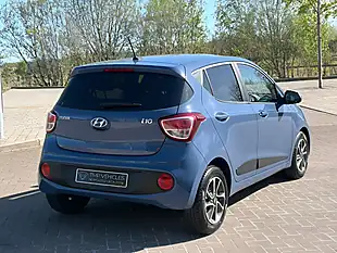 Used 2017 Hyundai I10 Premium Blue - Interior and Exterior details 3