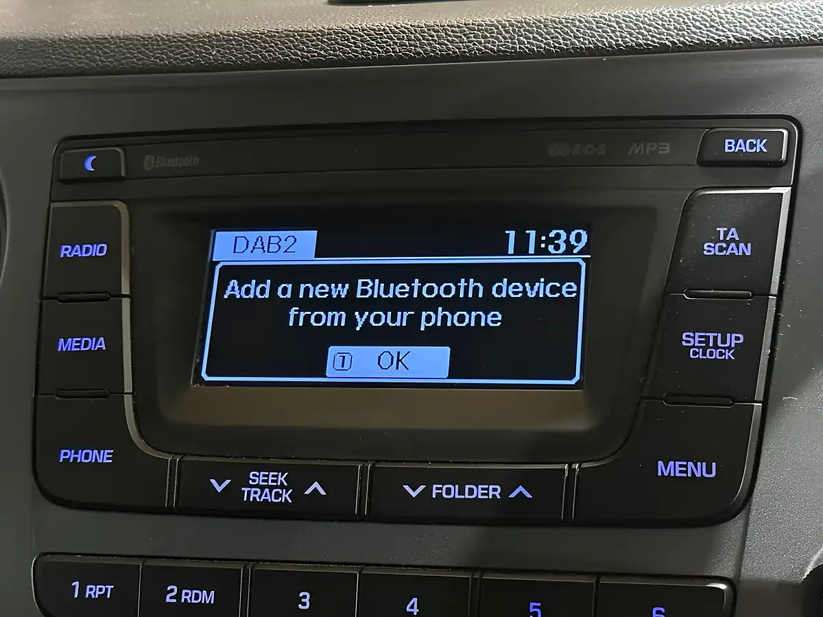 Used 2017 Hyundai I10 Premium Grey - Interior and Exterior details 13