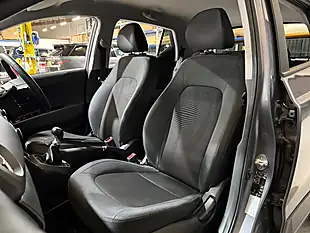 Used 2017 Hyundai I10 Premium Grey - Interior and Exterior details 17