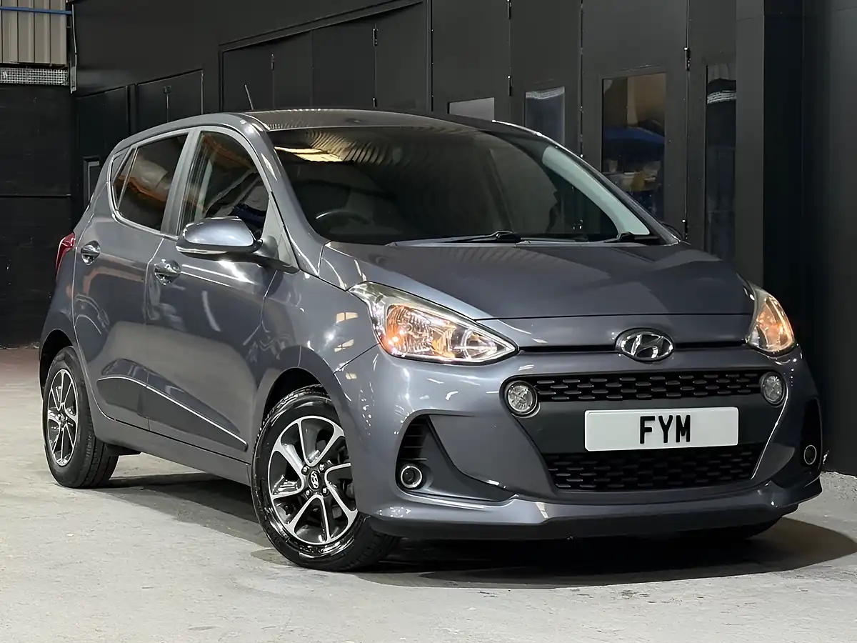 Used 2017 Hyundai I10 Premium Grey - Interior and Exterior details 3