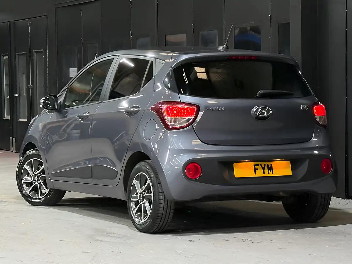 Used 2017 Hyundai I10 Premium Grey - Interior and Exterior details 5