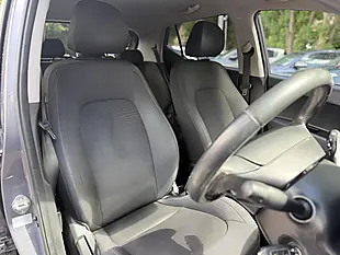 Used 2017 Hyundai I10 Premium Grey - Interior and Exterior details 16