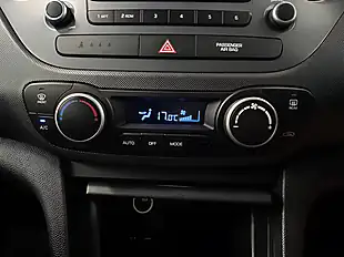 Used 2017 Hyundai i10 Premium Polar White - Interior and Exterior details 16