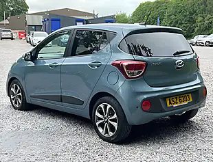 Used 2017 Hyundai i10 Premium Se Aqua Sparkling - Interior and Exterior details 5