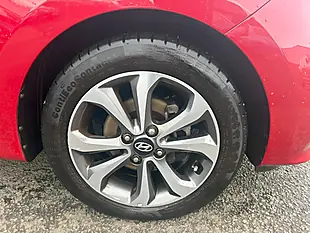 Used 2017 Hyundai I10 Premium Se Red - Interior and Exterior details 11