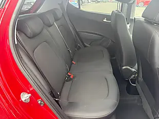 Used 2017 Hyundai I10 Premium Se Red - Interior and Exterior details 12