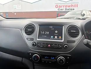 Used 2017 Hyundai I10 Premium Se Red - Interior and Exterior details 15