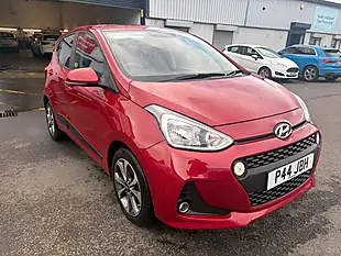 Used 2017 Hyundai I10 Premium Se Red - Interior and Exterior details 3