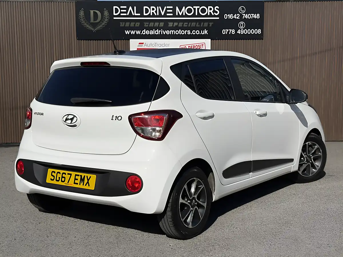 Used 2017 Hyundai I10 Premium White - Interior and Exterior details 7