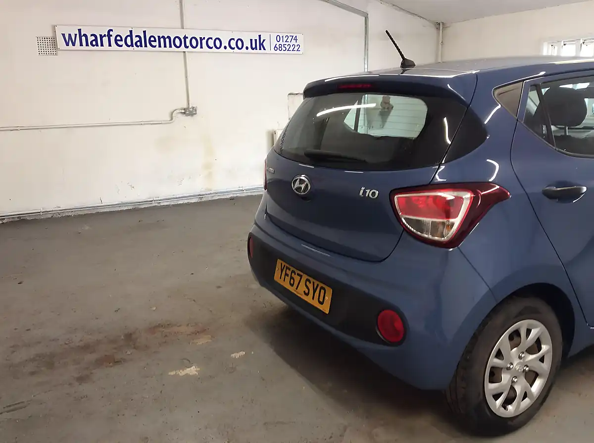 Used 2017 Hyundai I10 S Blue - Interior and Exterior details 10