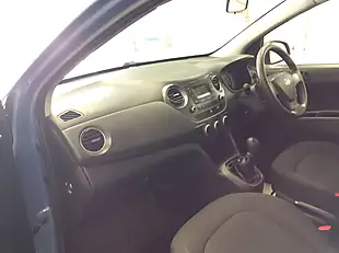 Used 2017 Hyundai I10 S Blue - Interior and Exterior details 15