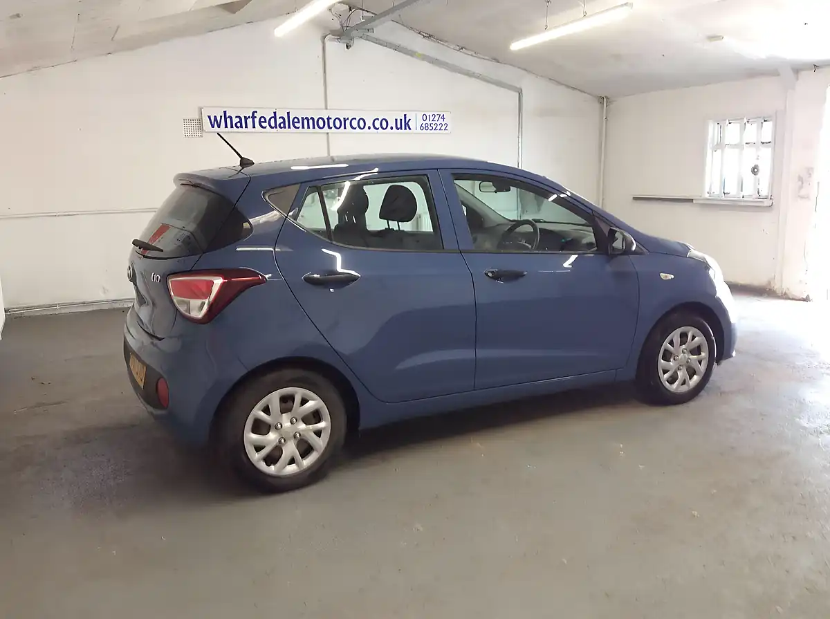 Used 2017 Hyundai I10 S Blue - Interior and Exterior details 6