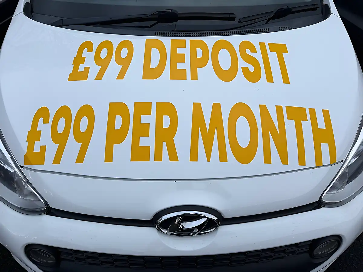 Used 2017 Hyundai i10 S Polar White - Interior and Exterior details 3