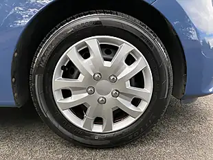 Used 2017 Hyundai i10 Se Blue - Interior and Exterior details 17
