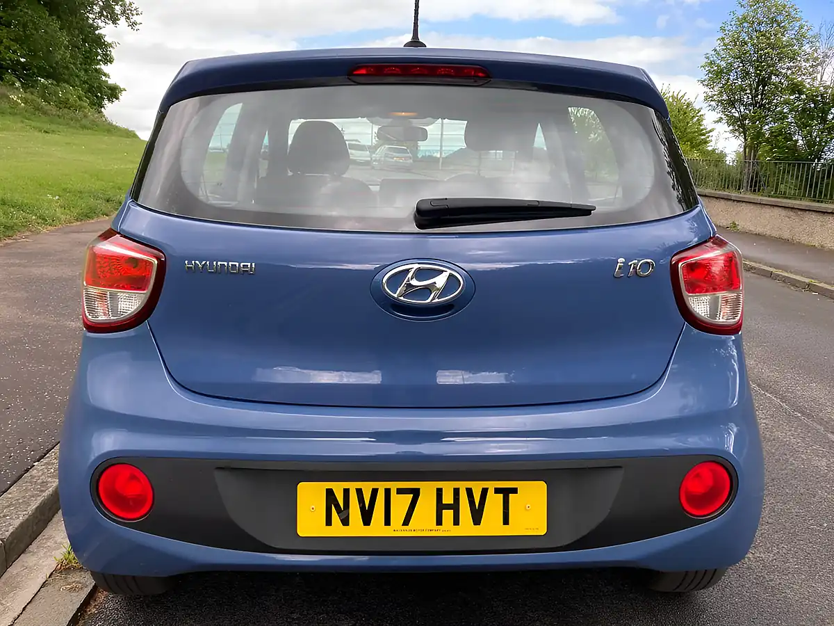 Used 2017 Hyundai i10 Se Blue - Interior and Exterior details 7