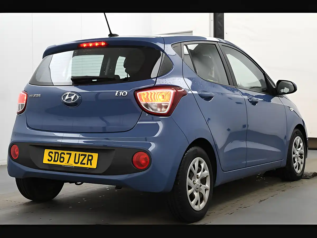 Used 2017 Hyundai i10 Se Blue - Interior and Exterior details 13