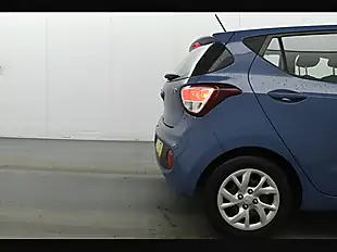 Used 2017 Hyundai i10 Se Blue - Interior and Exterior details 17