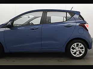 Used 2017 Hyundai i10 Se Blue - Interior and Exterior details 9